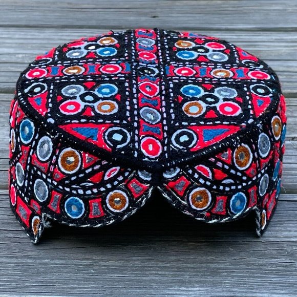 Sindhi Hat Multi Color Handmade Embroidery Cultural traditional Topi Cap Hat New - Picture 1 of 9